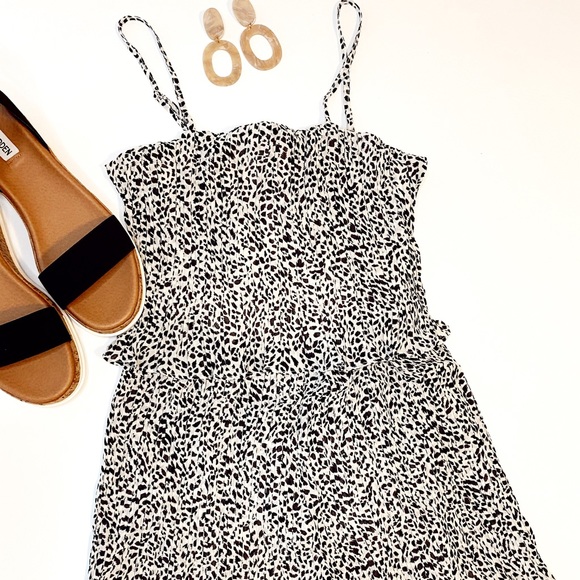 Ruffle Leopard Romper - Picture 2 of 5